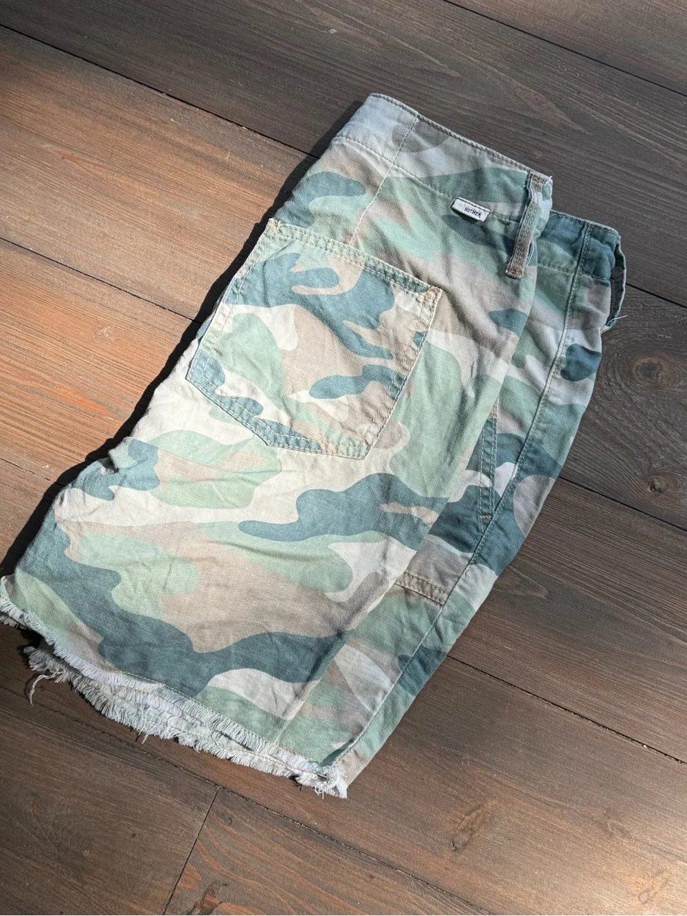 MOTHER Camouflaged High-Rise Frayed Hem Shorts in Green & Tan - Picture 15 of 16